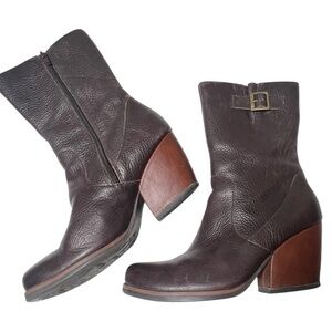 Korks by Kork-Ease Turner brown pebbled leather mid-calf stack heeled boots 9.5